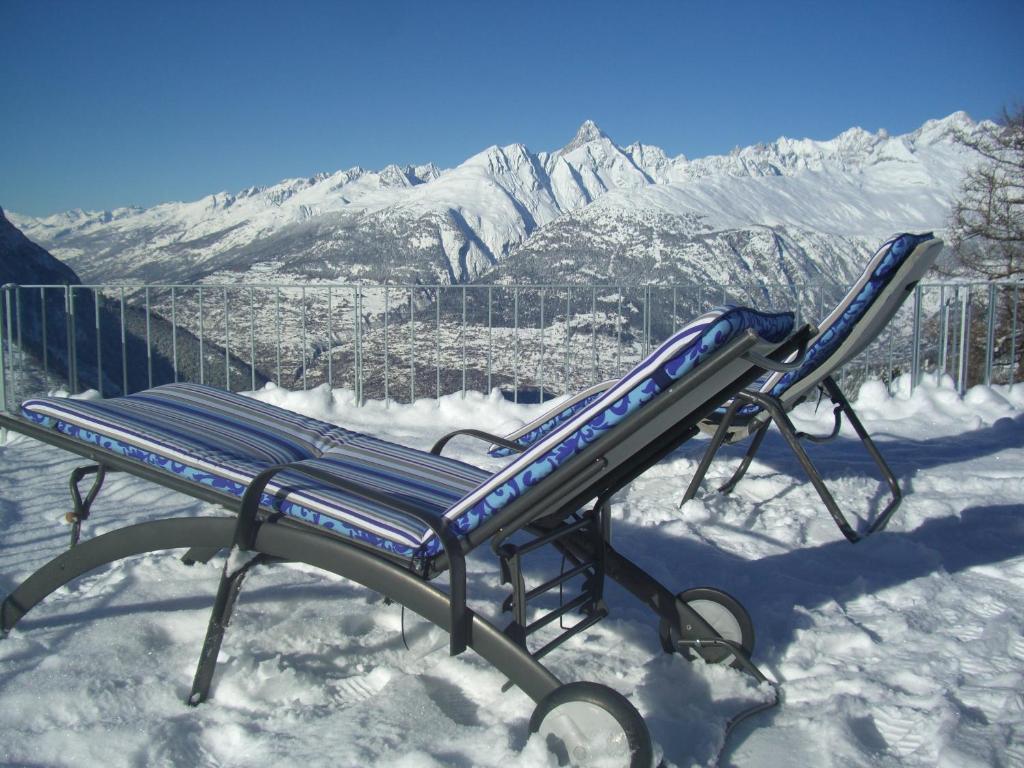 Berggasthaus Wasenalp Brig Room photo