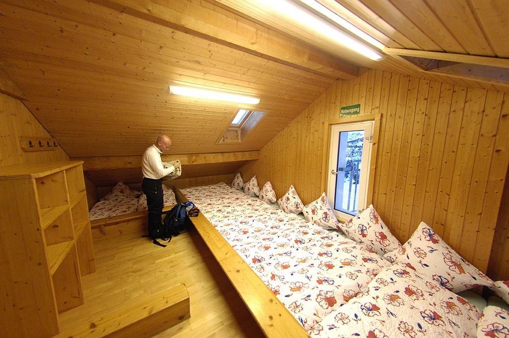 Berggasthaus Wasenalp Brig Room photo